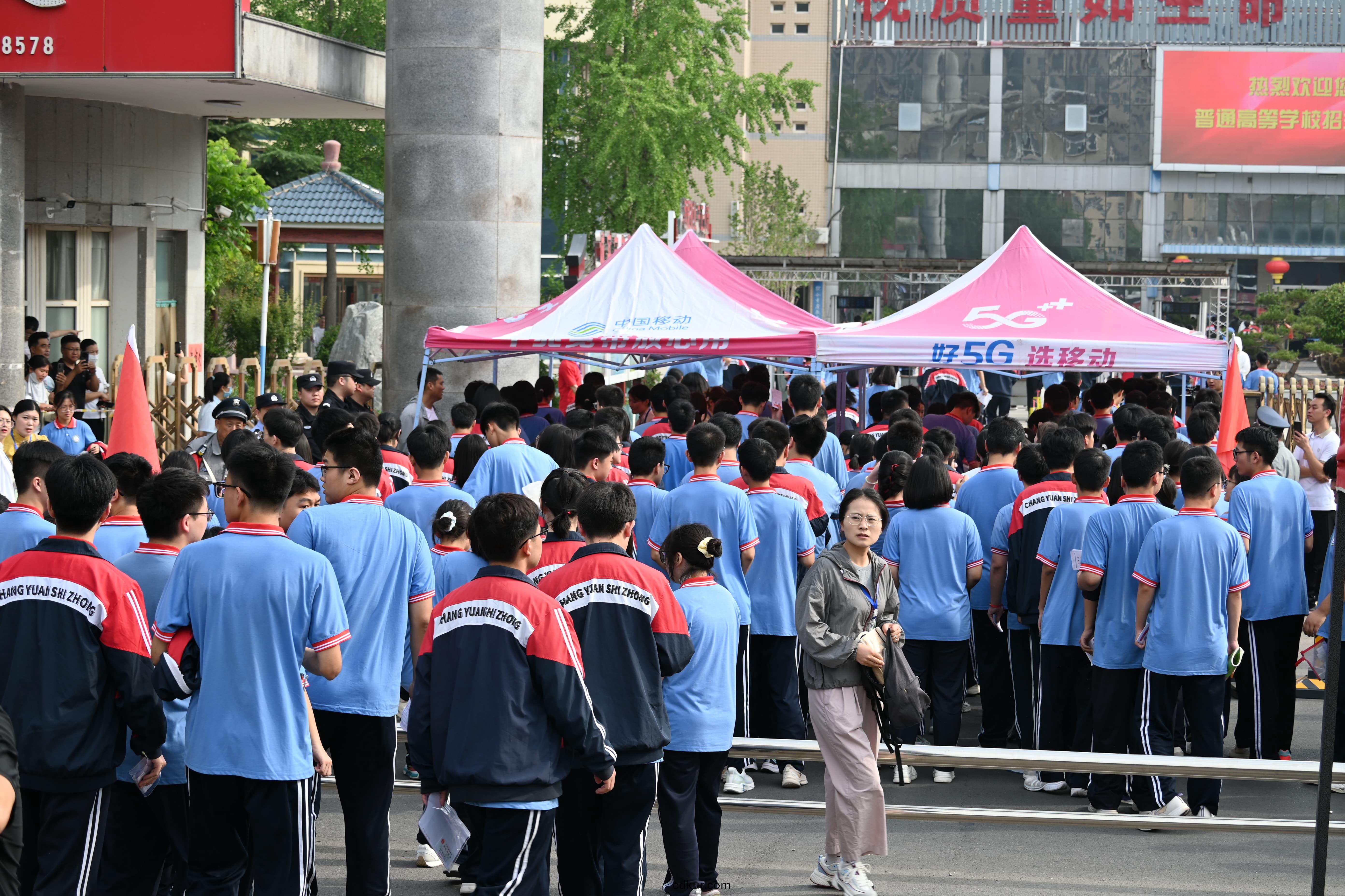 牧(mu)淩工控助力高攷|筆畊逐夢·愛心護(hu)航